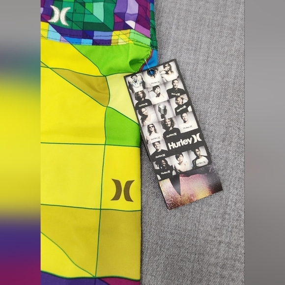 Hurley Phantom Board Shorts. NWT Size 10 - Picture 2 of 7